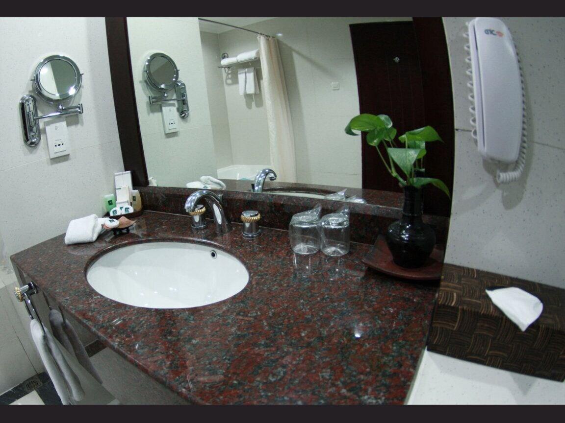 Grand Wahid Hotel Salatiga Extérieur photo